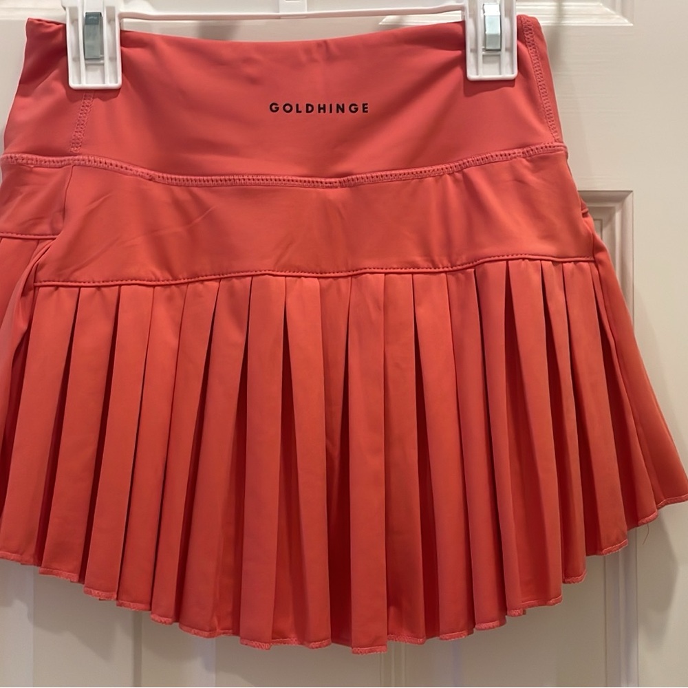 Goldhinge Coral Mini Skirt